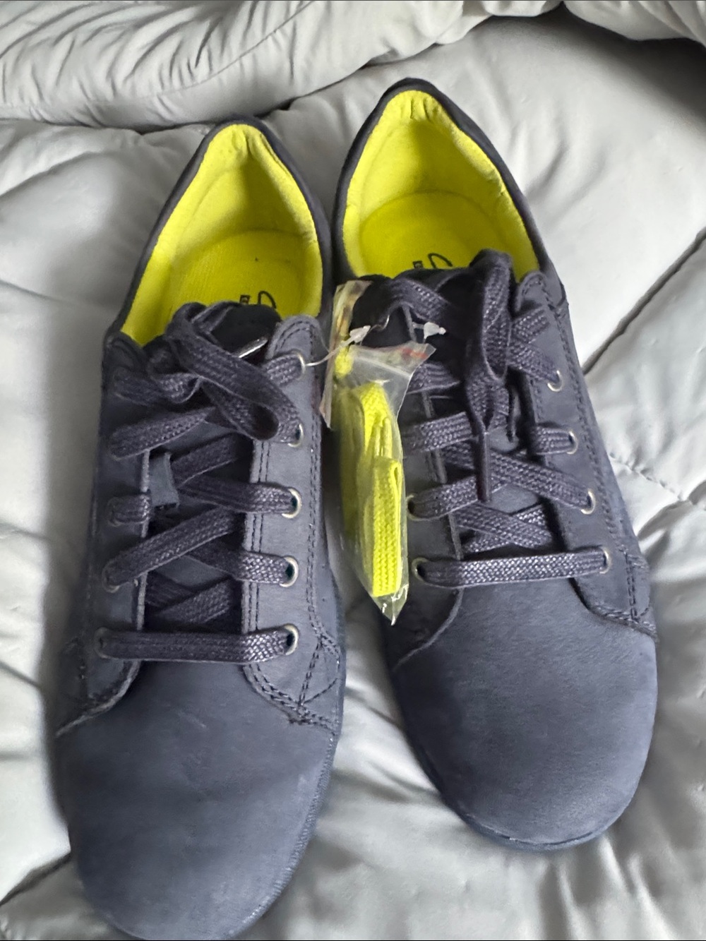 Clarks Women’s Navy Casual Lace-Up Sneakers with Yellow Lining